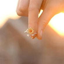 Load image into Gallery viewer, Fidget Sunflower Ring